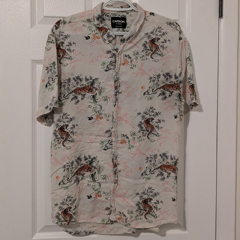 Carbon Asian tiger print button down shirt size XL